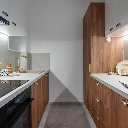 Apartament Views! Of The Palaces, 2br Stunner *