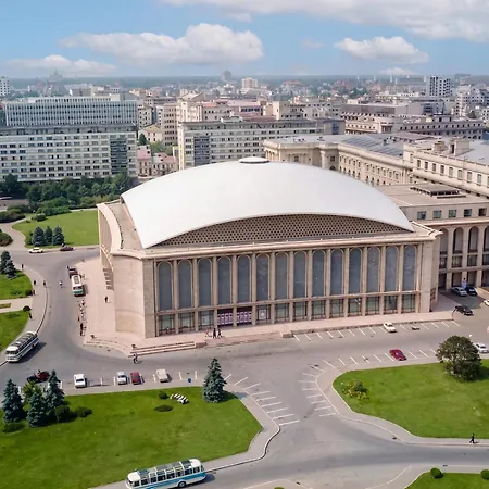 Views! Of The Palaces, 2br Stunner Bucarest