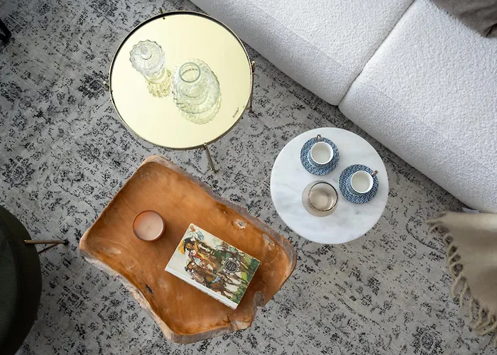 Views! Of The Palaces, 2br Stunner アパート