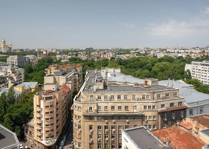 Views! Of The Palaces, 2br Stunner Бухарест