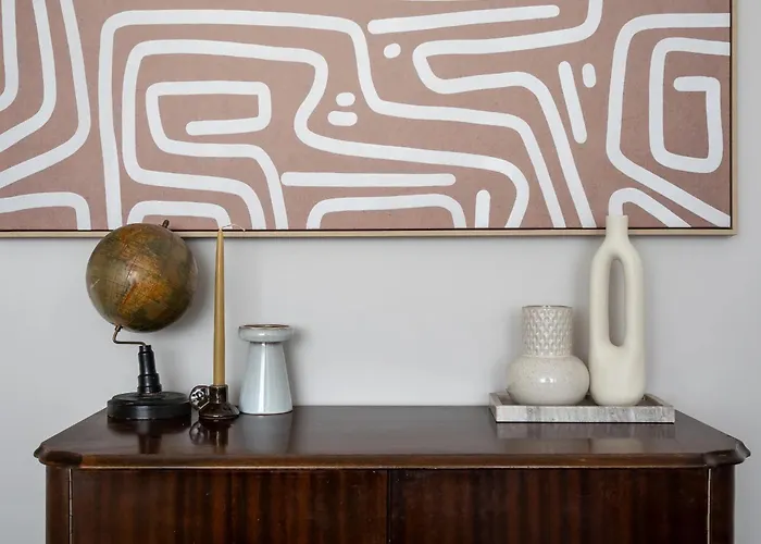 شقة Views! Of The Palaces, 2br Stunner بوخارست