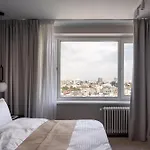 Views! Of The Palaces, 2br Stunner Apartament *