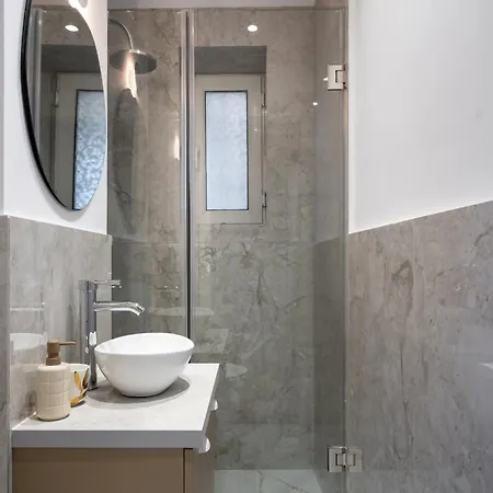 Daire Views Of The Palaces 2br Stunner *