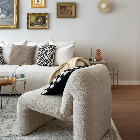 Daire Views Of The Palaces 2br Stunner