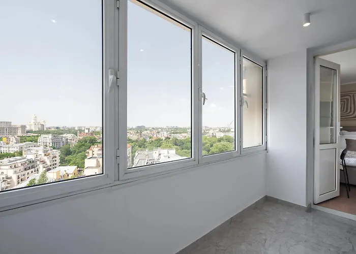 Views! Of The Palaces, 2br Stunner Daire *