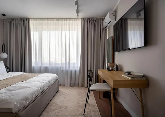 Views! Of The Palaces, 2br Stunner Daire *